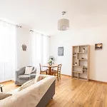 Au Coeur De - Parking Prive - Le Douillet Апартаменты