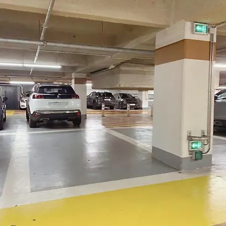 Coeur De - Parking Prive - Le Douillet
